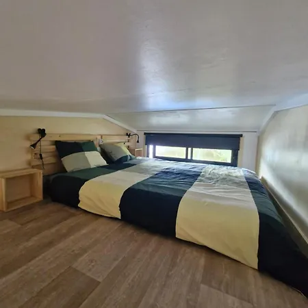 Hotel na wodzie Sur L'eau Dans Un Cadre Idyllique