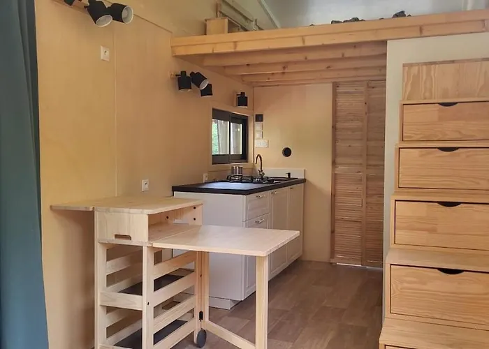 Sur L'eau Dans Un Cadre Idyllique Nesmy