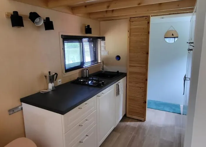 Sur L'eau Dans Un Cadre Idyllique * Nesmy